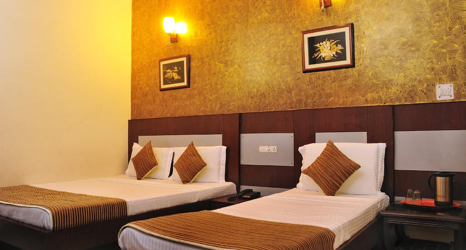 5 star hotels what is rogers email server settings paharganj new delhi
